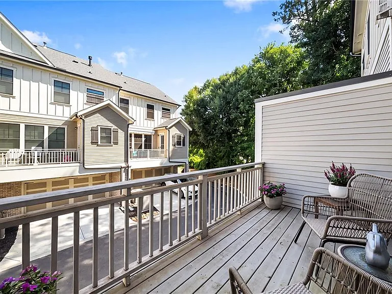 896 Mayfield Rd — Photo 15