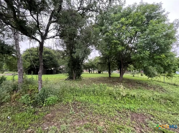 1004 Waco Rd, Belton, TX 76513