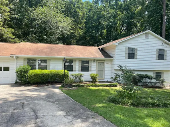 2423 Falcon Ct, Lawrenceville, GA 30043