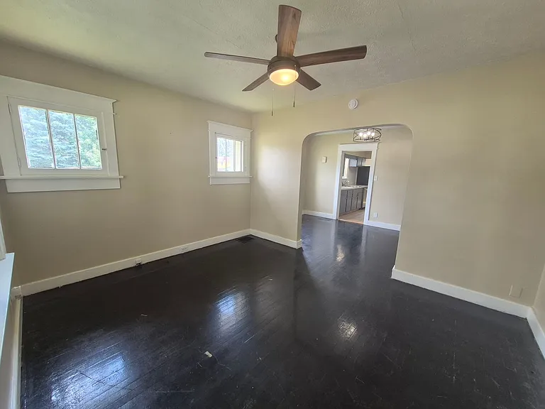 2436 Mundale Ave — Photo 6