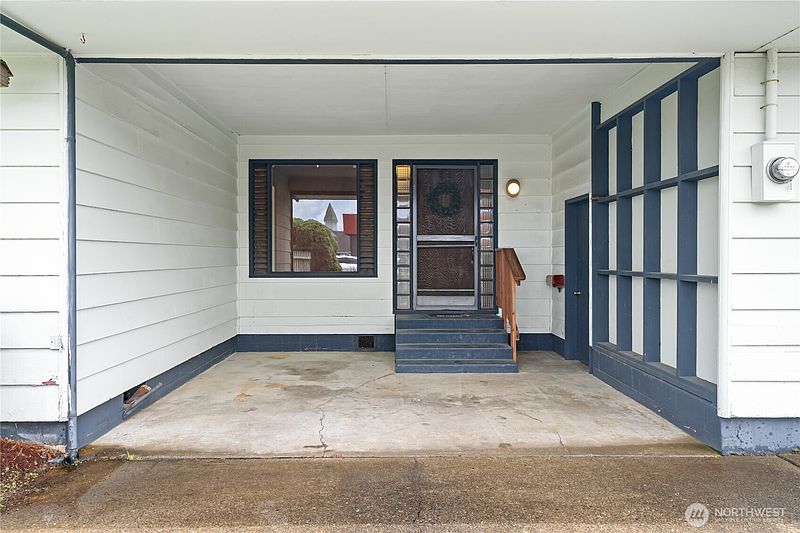 3rd image of 106 Jefferson Street