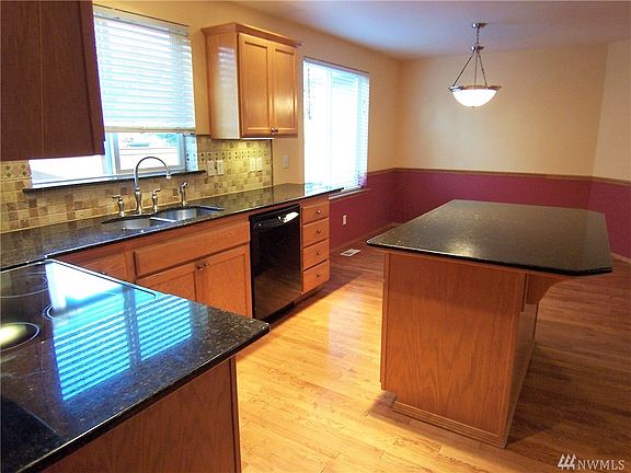 5th image of 1203 182nd Street Ct E