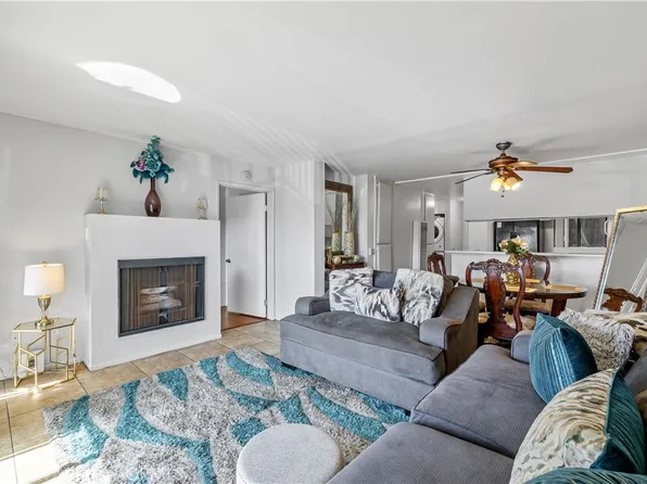 1360 Redondo Ave APT 103, Long Beach, CA 90804