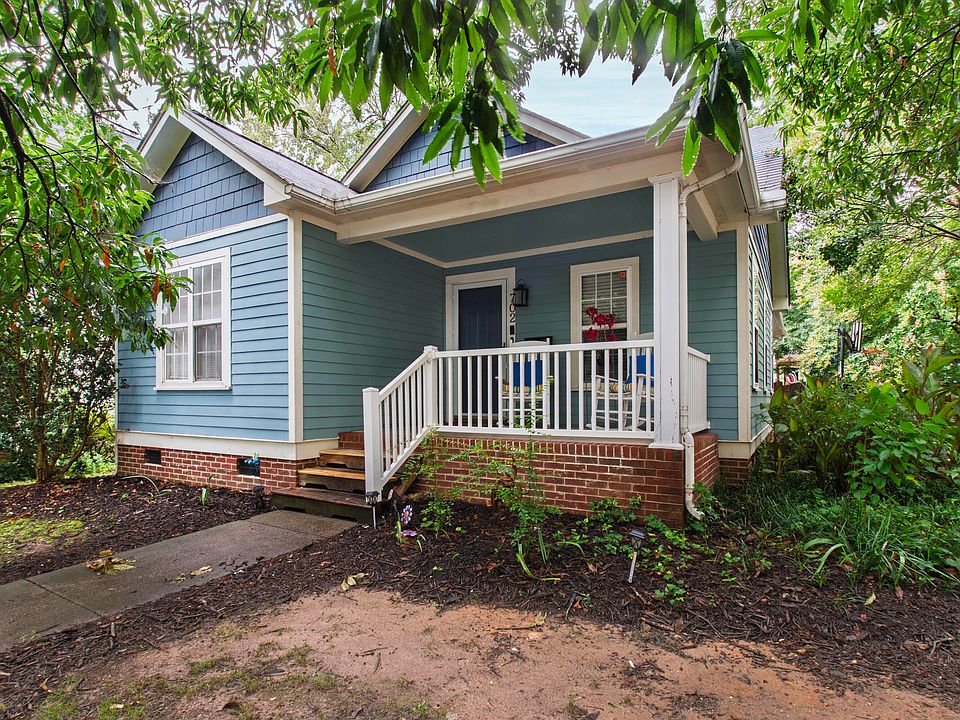 1st image of 702 E Jones St