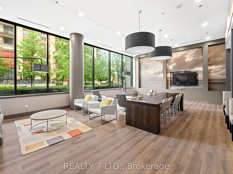 18 Rean Dr #624 — Photo 43