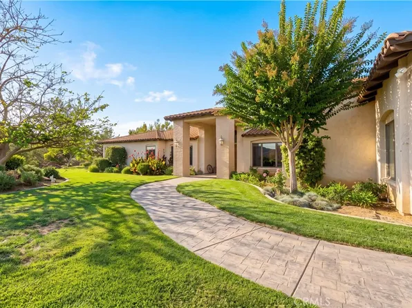 29317 Integrity Ct, Vista, CA 92084