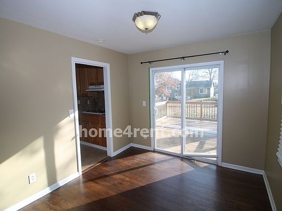 4th image of 8901 W 93rd Ter