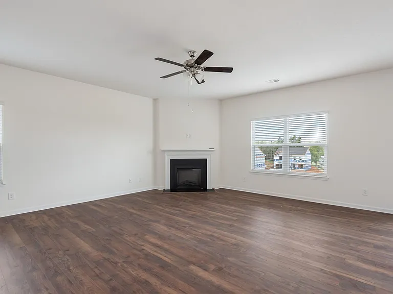112 Kaley Ln — Photo 8