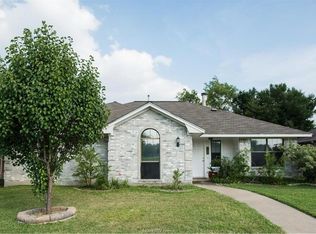 1512 Southern Plantation Dr, College Station, TX 77845