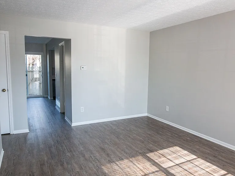 7778 Deercrest Ct — Photo 8