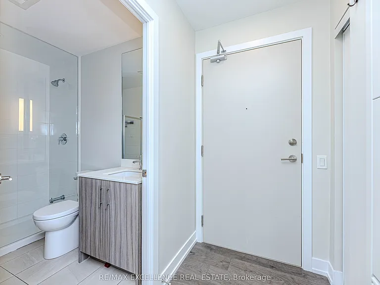 215 Veterans Dr #1008S — Photo 9