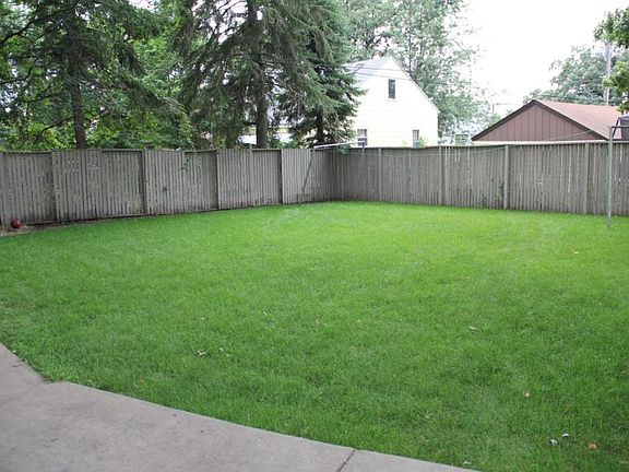 2nd image of 249 8th Ave N