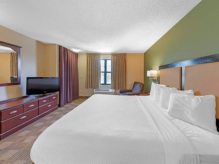 Studio Suite - 1 King Bed