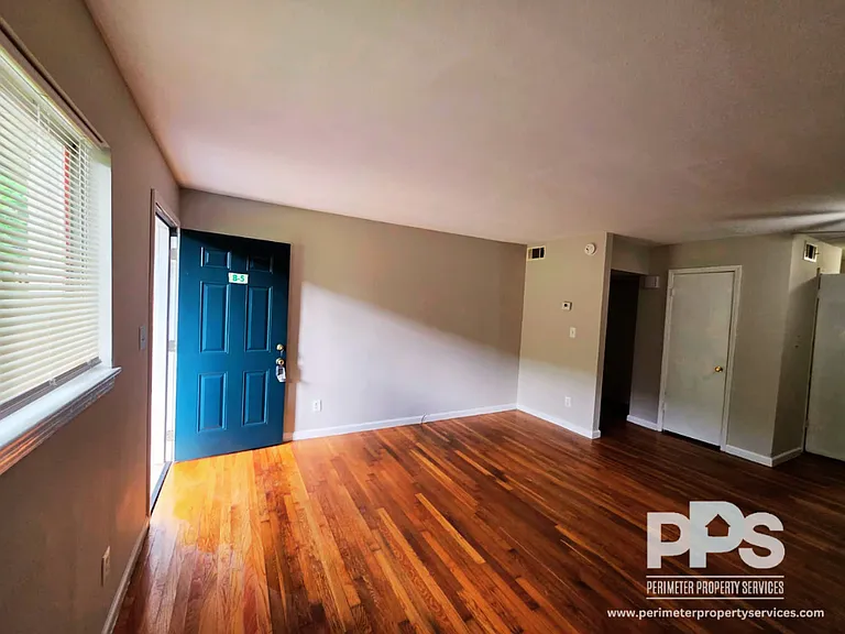 Parks at Marietta/ 1549 Knox Dr SE — Photo 24