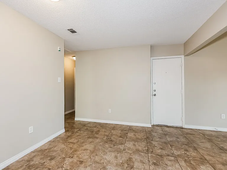 8736 Eaglestone Way — Photo 5