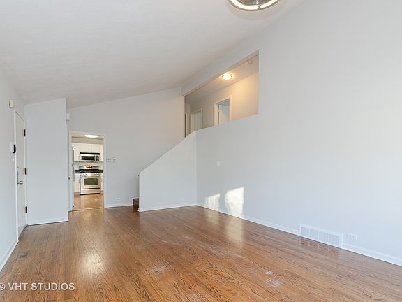 4th image of 1355 Ferndale Ave