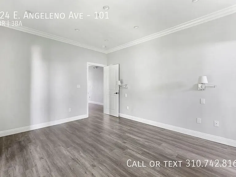 524 E Angeleno Ave #101 — Photo 16