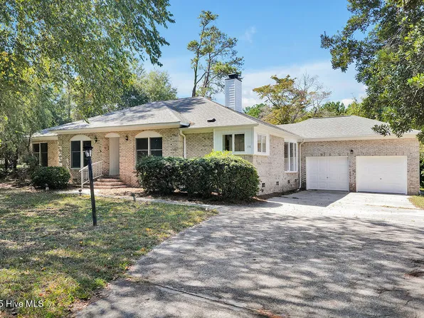 116 Olde Point Road, Hampstead, NC 28443