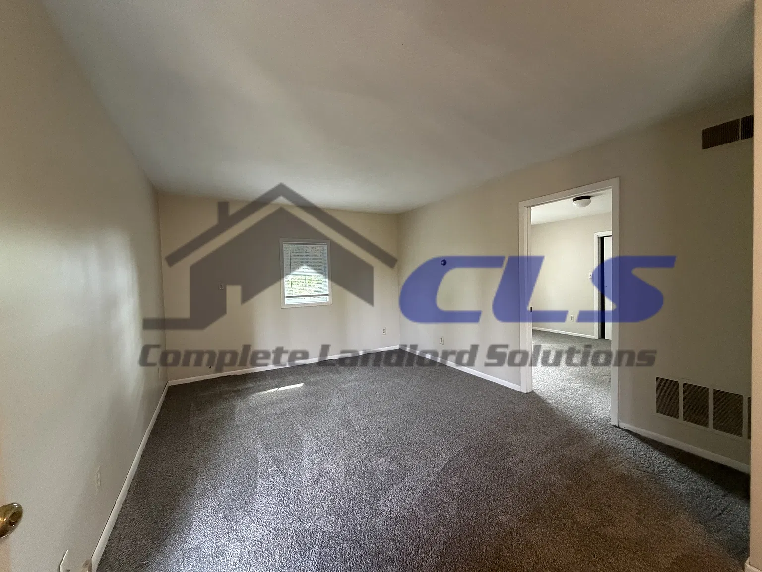 626 East Curry Drive - A — Photo 1