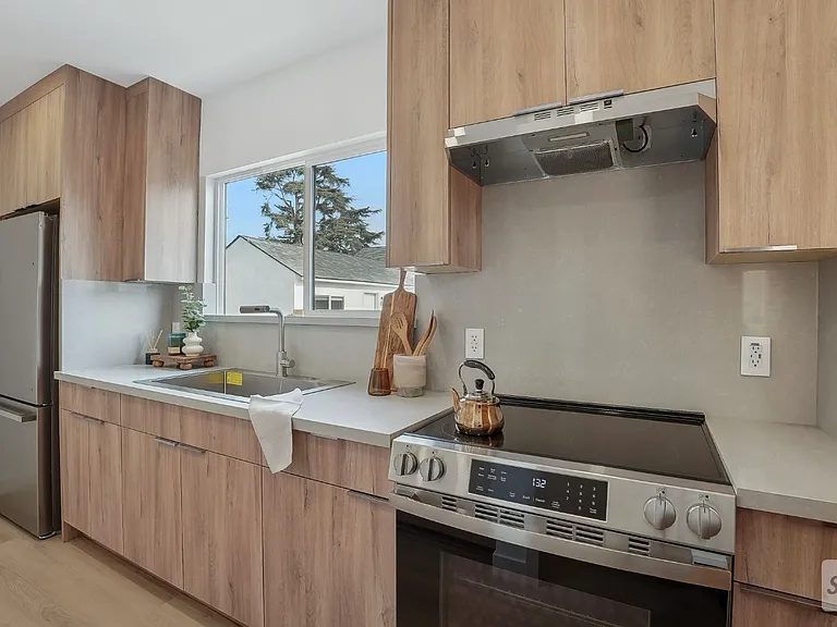 9203 Chaney Ave — Photo 28
