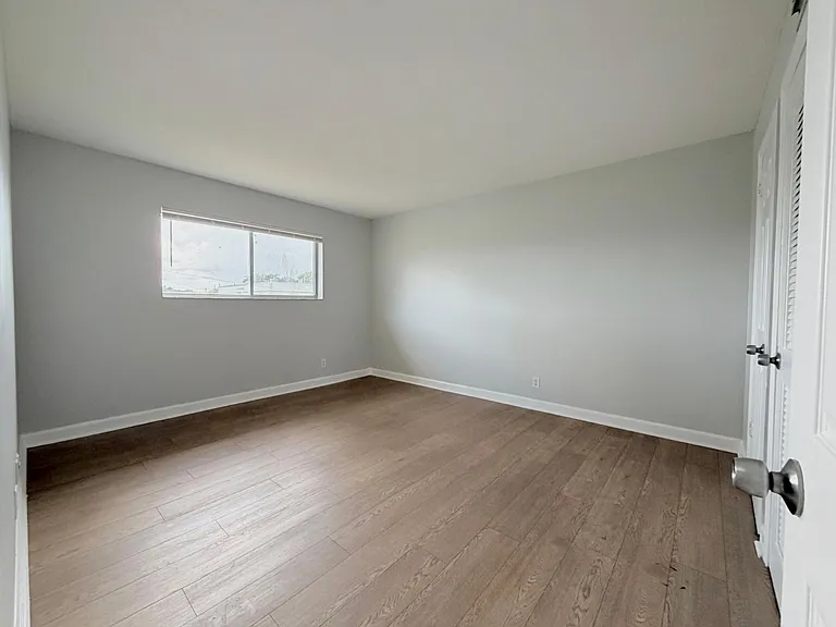 1501 Crescent Cir #E45 — Photo 16