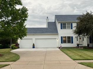 3665 E 61st Ct, Davenport, IA 52807