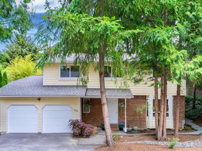 9930 SE 40th St, Mercer Island, WA, 98040