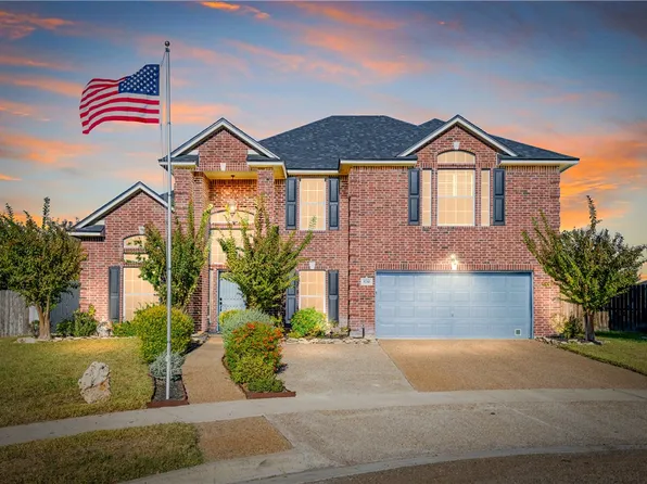 5710 Neustadt Dr, Corpus Christi, TX 78414