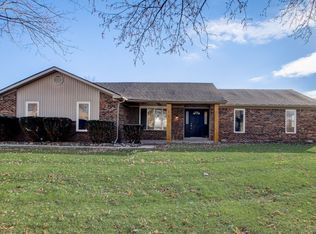 2016 Tartan Rd, Anderson, IN 46012
