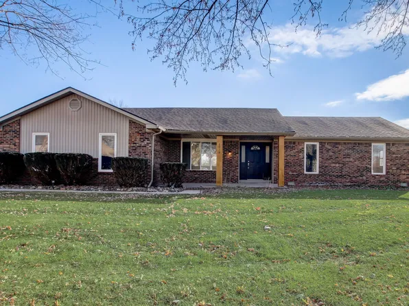 2016 Tartan Rd, Anderson, IN 46012