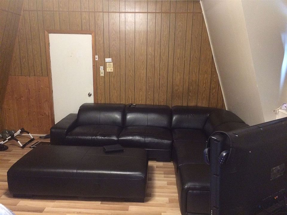 2nd image of 469 Brother St