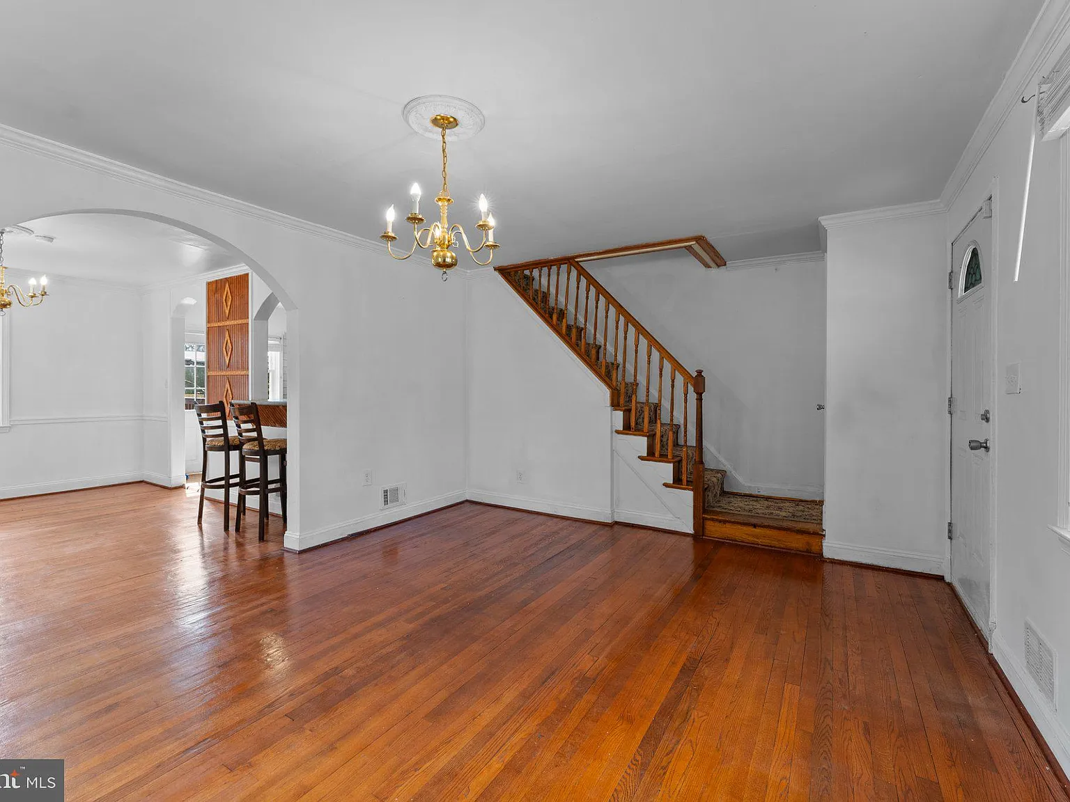 3 bed, 2.0 bath, 1591 sqft, $2,400 — Photo 4