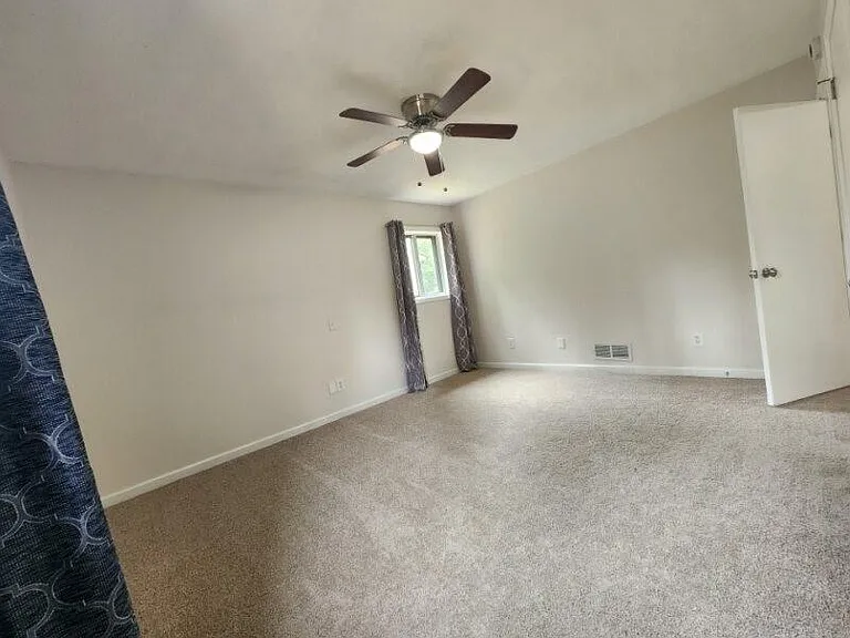 1453 Allison Ct — Photo 12