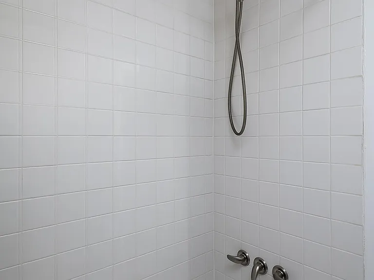1378 Fontaine Rd — Photo 32