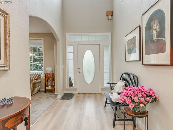 4th image of 756 Sunset Ridge Dr