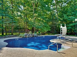 71 Eaglenest Rd, Freehold, NJ 07728