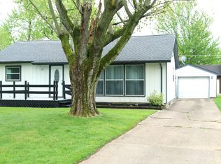 113 Plaza Dr, Greenfield, IN 46140