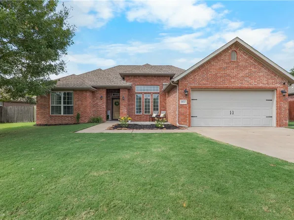 2611 N Fire Fly Catch Dr, Fayetteville, AR 72704