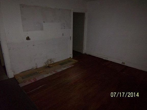 5th image of 3807 W Liberty St