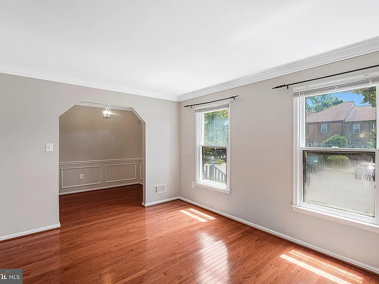 2852 Yarn Ct — Photo 7