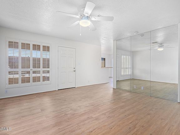 5th image of 501 W YUKON Drive #1