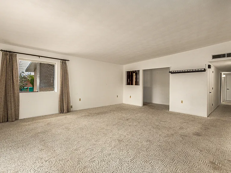 16381 S Observatory Pl — Photo 5