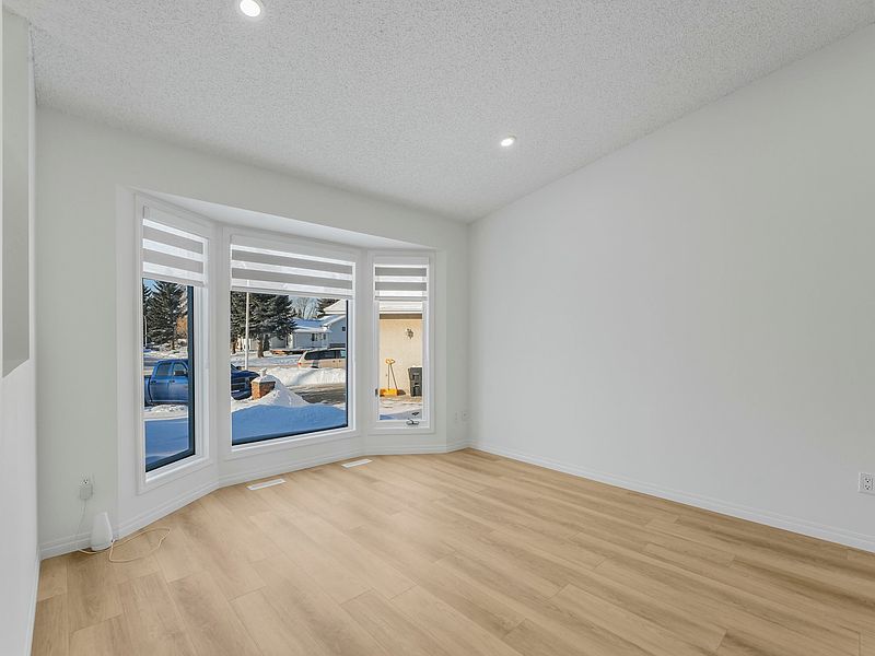 Edmonton House for rent - 4 Bedrooms — photo 14