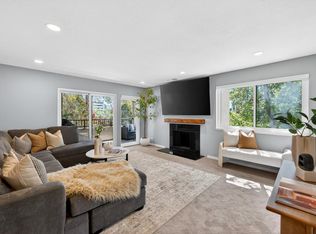 22103 Vista Del Plaza Ln APT 22, Hayward, CA