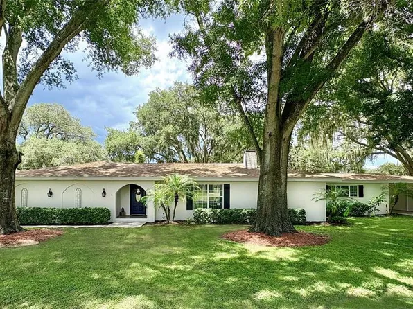10 W LAKE HAMILTON CIRCLE, WINTER HAVEN, FL 33881