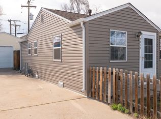 5419 Saulsbury Ct, Arvada, CO 80002