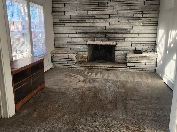 39 Elmwood St Floor 1