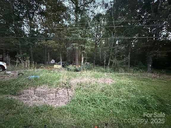 3rd image of 333 New Haven Dr
