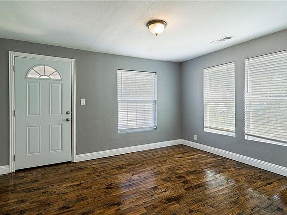 4th image of 1601 Coleman St