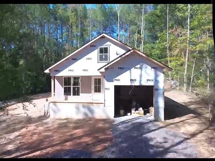 1st image of 1705 Ray Dr NE